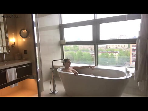 ❤️ Enorme babe die hartstochtelijk haar poesje aftrekt in de badkamer ❤️ Sex at nl.pornjimbo.ru